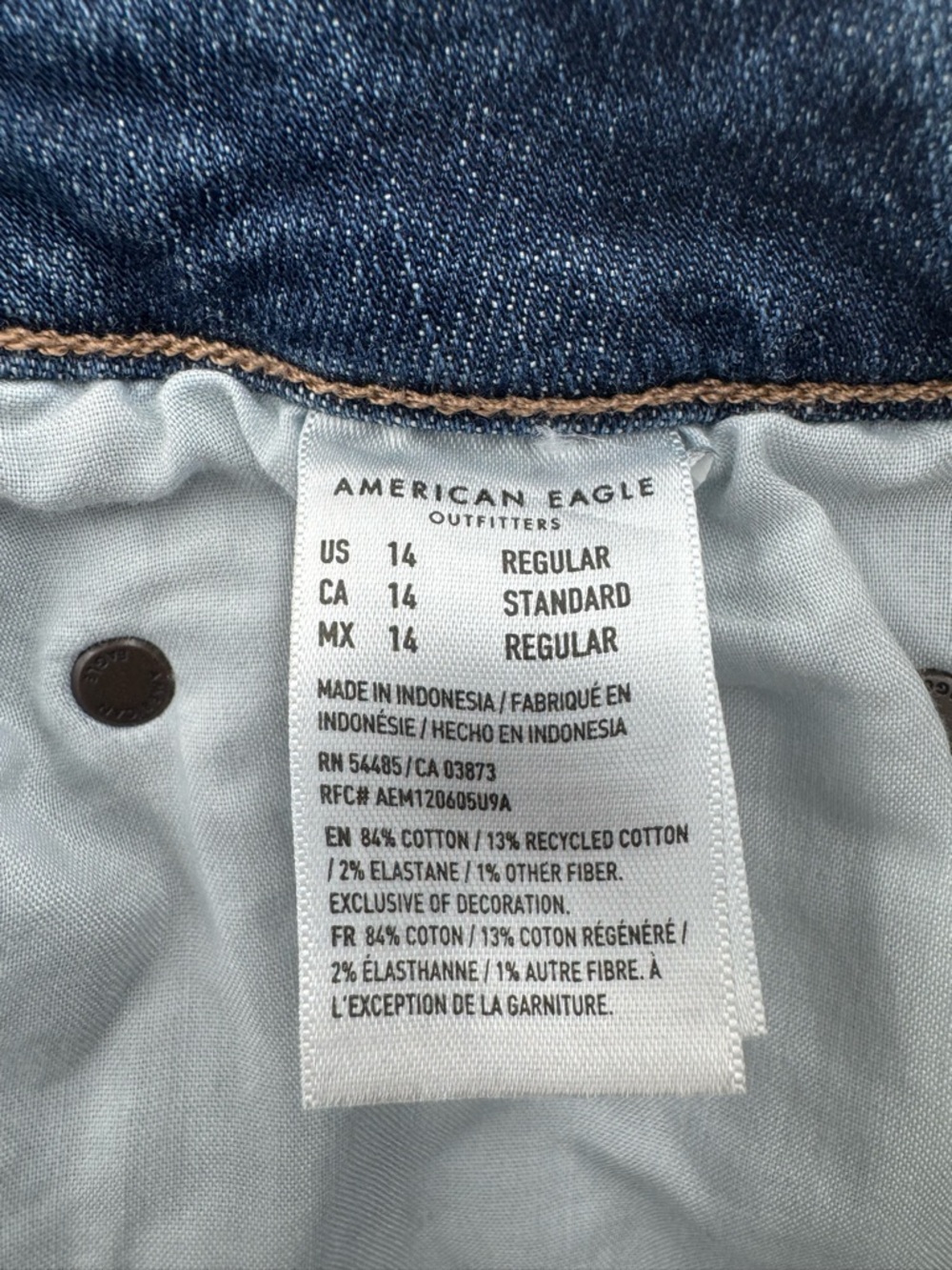 American Eagle Women’s 14 Super High-Rise Flare Jeans NWT - Picture 10 of 10